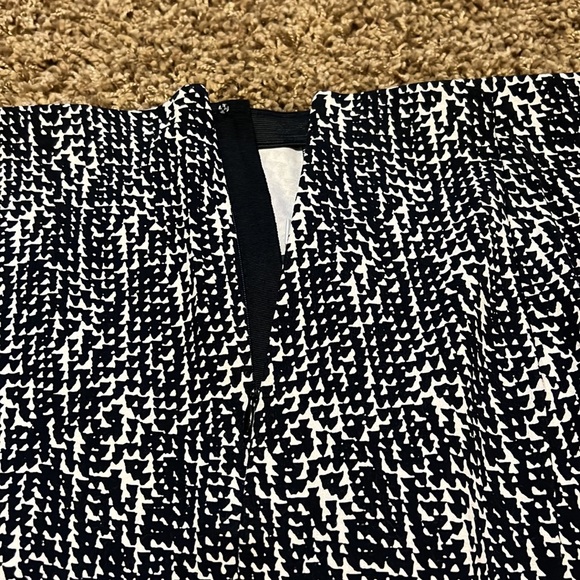 ANN TAYLOR - Picture 6 of 7